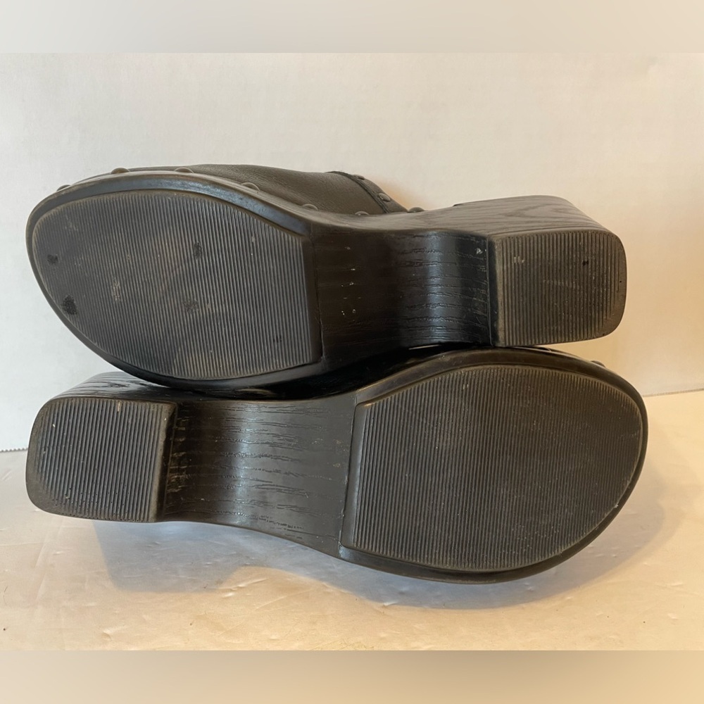 White Mountain Black Leather Clogs With Flower Size 7 - Picture 9 of 10